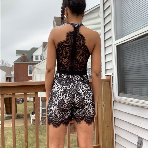 Black and White Lace Romper - Picture 6 of 7